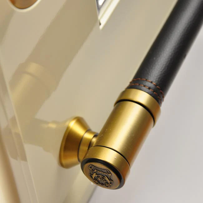 Belle Epoque 90cm Classic Cooker Hood (Ivory) - Image 4